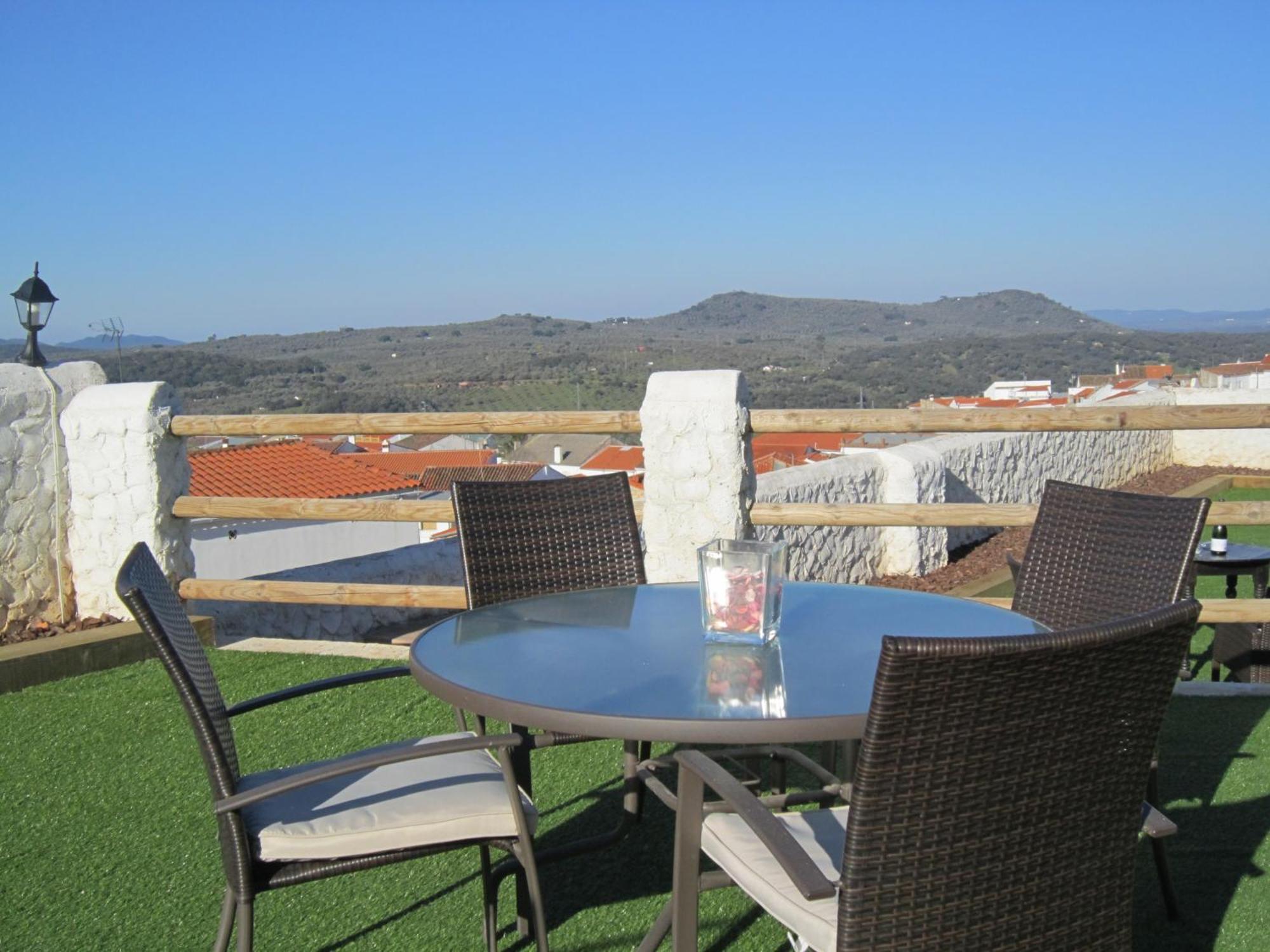 Hostal Mirador de Fuentes Fuentes de León Exterior foto