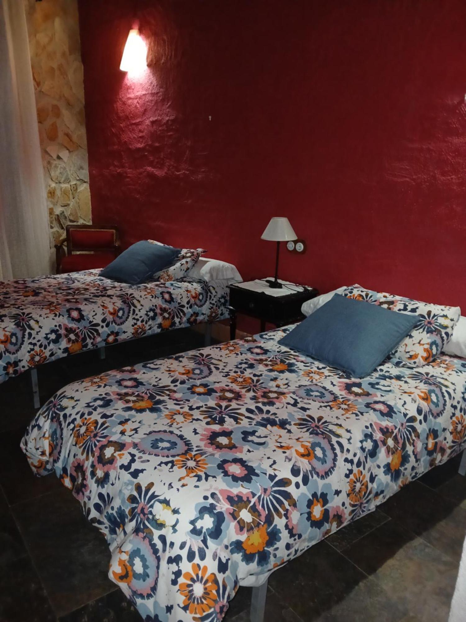 Hostal Mirador de Fuentes Fuentes de León Habitación foto