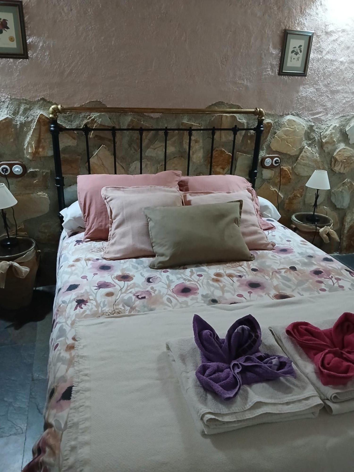 Hostal Mirador de Fuentes Fuentes de León Habitación foto