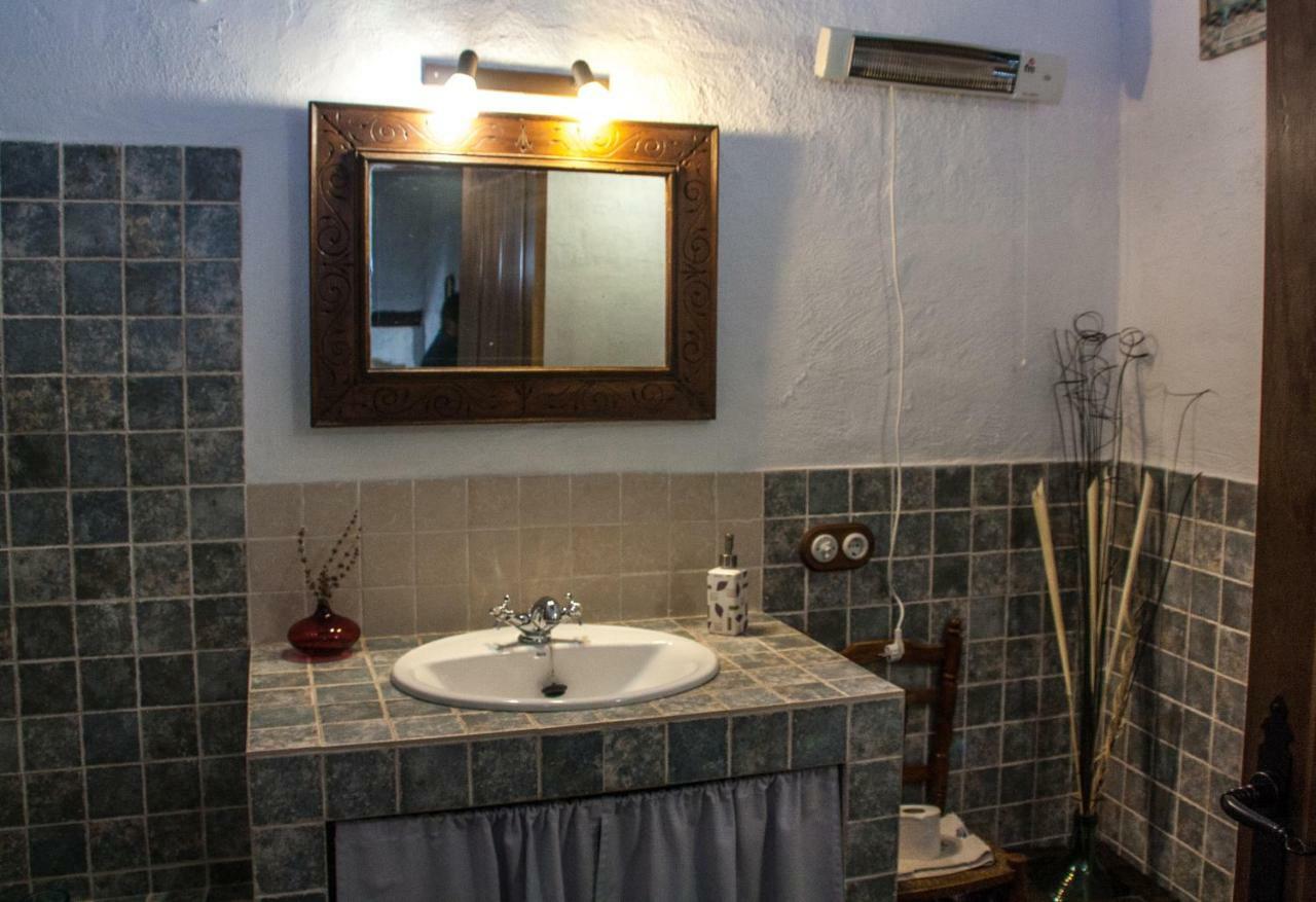 Hostal Mirador de Fuentes Fuentes de León Exterior foto